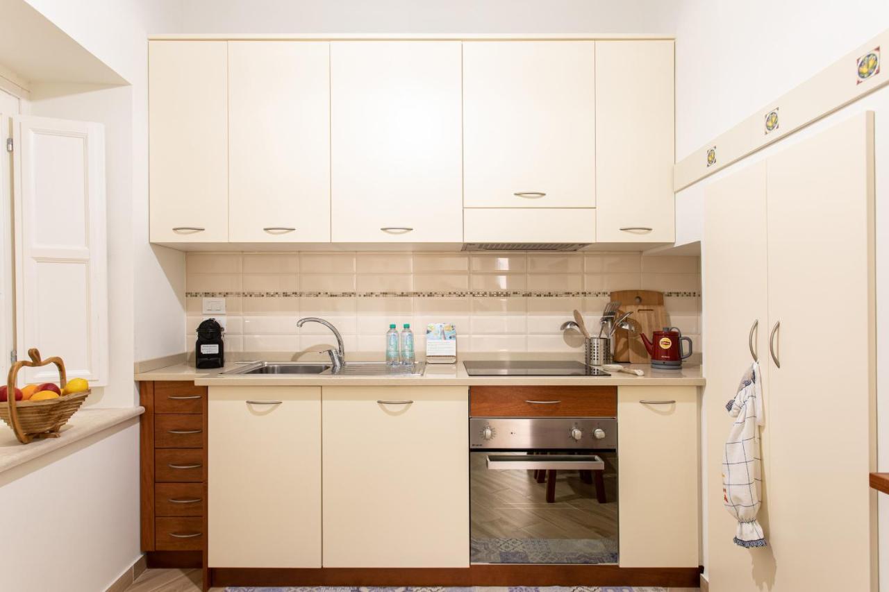 Appartamento Al Consiglio Reginale By Wonderful Italy Syracuse Bagian luar foto