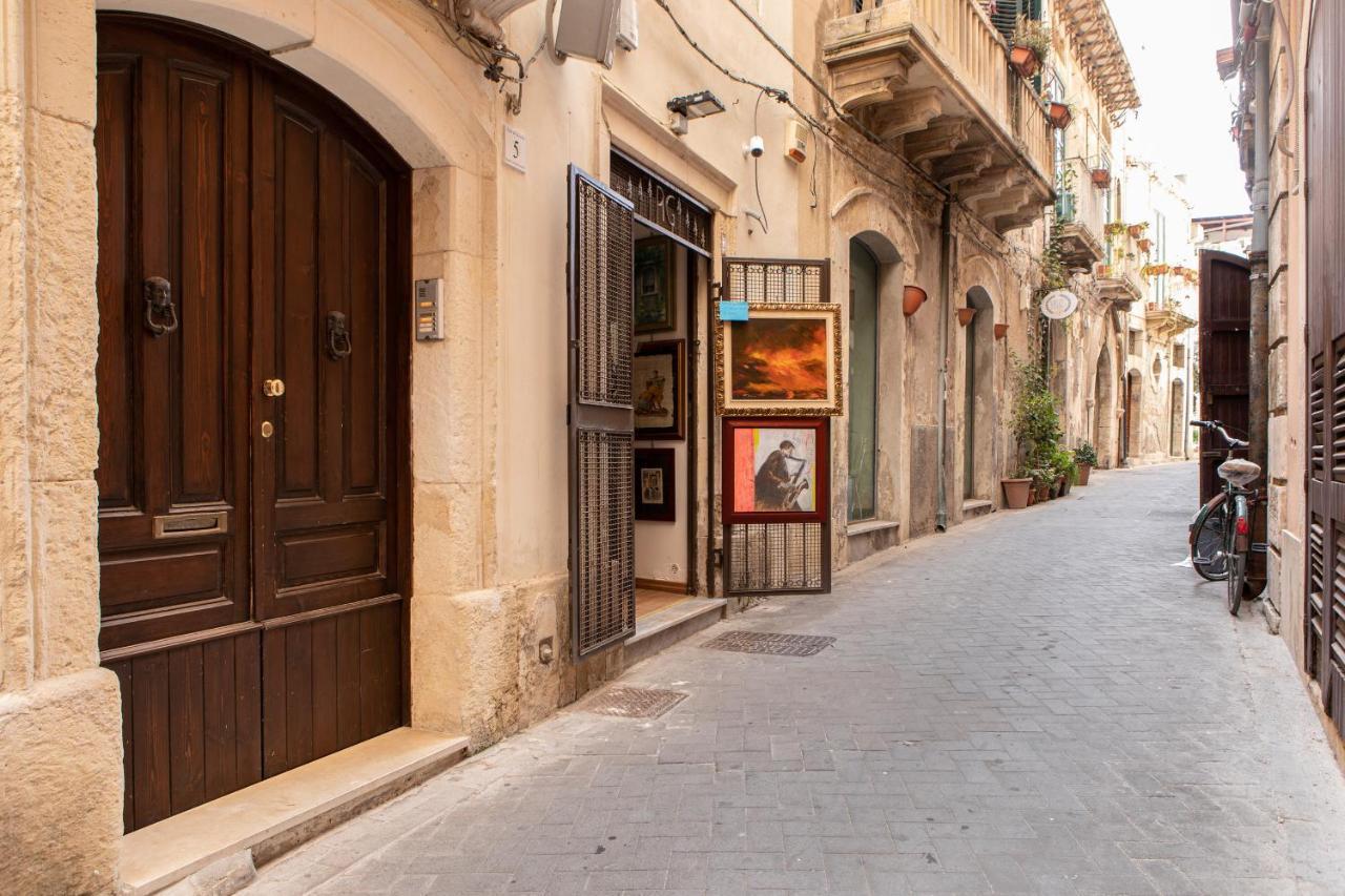 Appartamento Al Consiglio Reginale By Wonderful Italy Syracuse Bagian luar foto